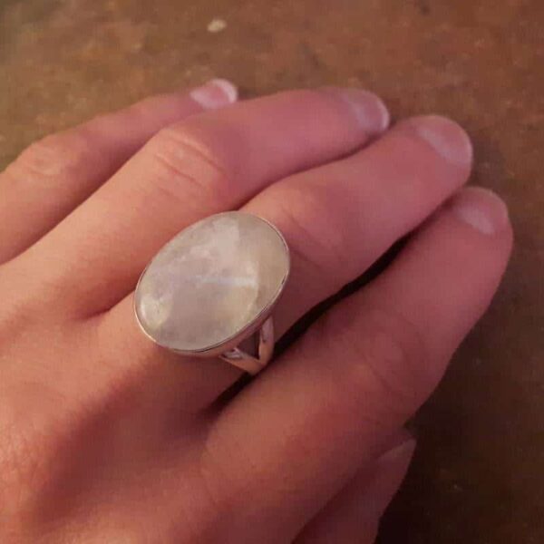 Bague pierre de lune cabochon en argent