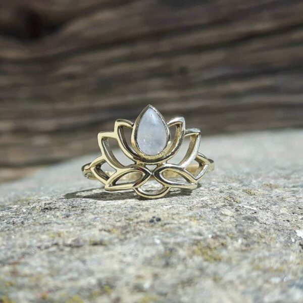 Bague fleur de lotus