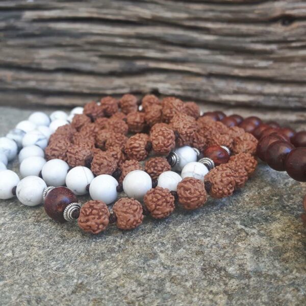 Collier mala Rudraksha