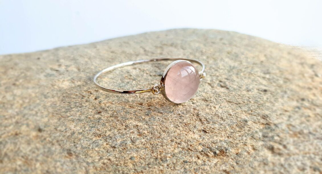 Bracelet en quartz rose - Propriétés du quartz rose