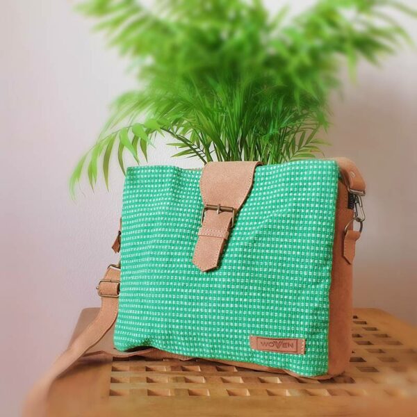 Sac à main ethnique-chic NAMASTE vert foncé