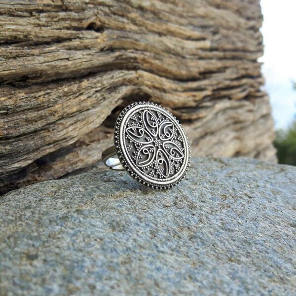 Bague indienne en argent