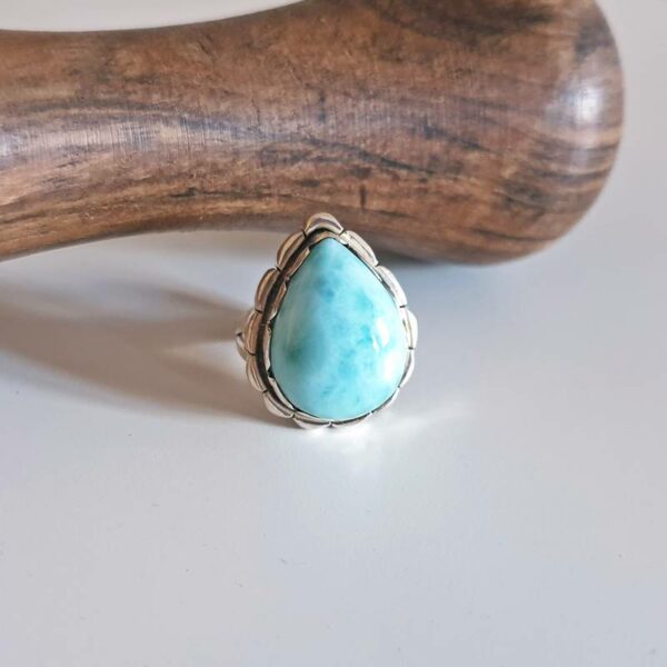 Bague goutte de larimar ajustable