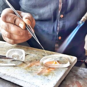 Créateur de bijoux artisanaux