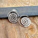 Créoles en argent martelé