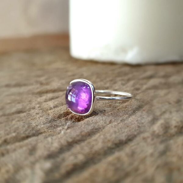 Bague fine en amethyste MILO