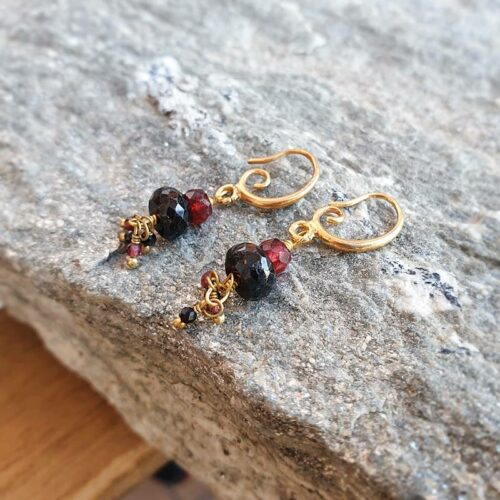 Boucles d'oreilles onyx et grenat SAMARKANDE
