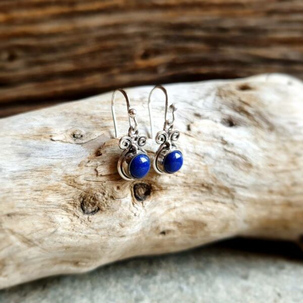 Petites boucles d'oreilles lapis lazuli