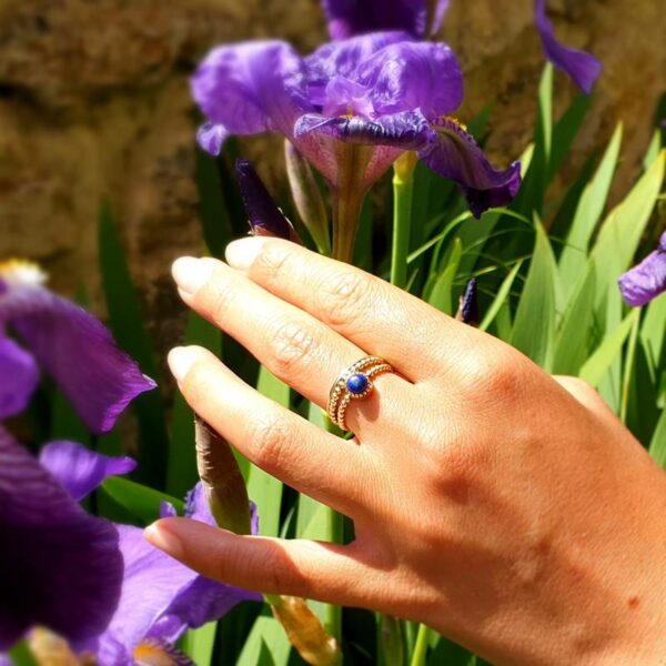 Bague en lapis lazuli dorée KOS