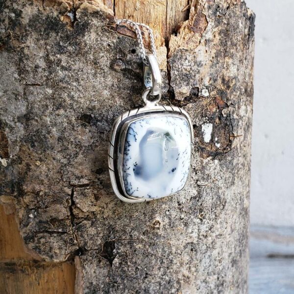 Pendentif en opale dendritique argent