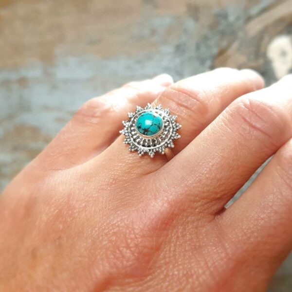 Bague en turquoise MANDALA