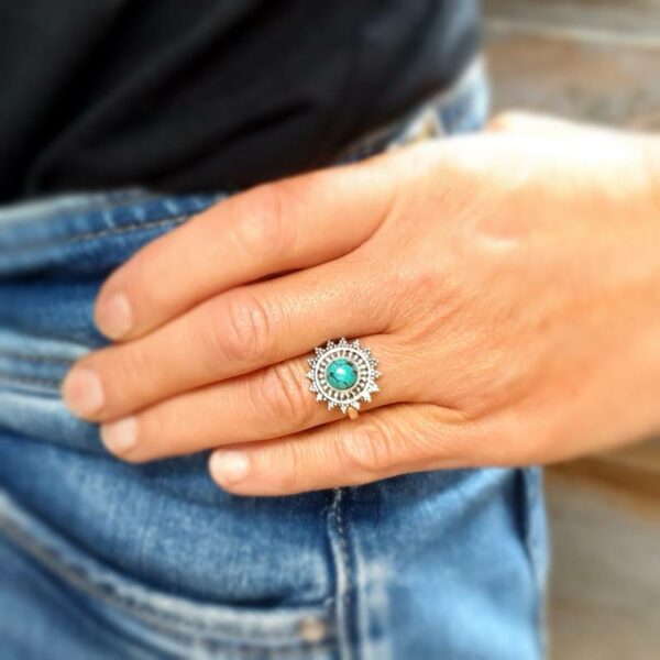 Bague en turquoise MANDALA