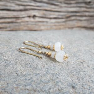 Boucles d'oreilles pierre de lune dorées