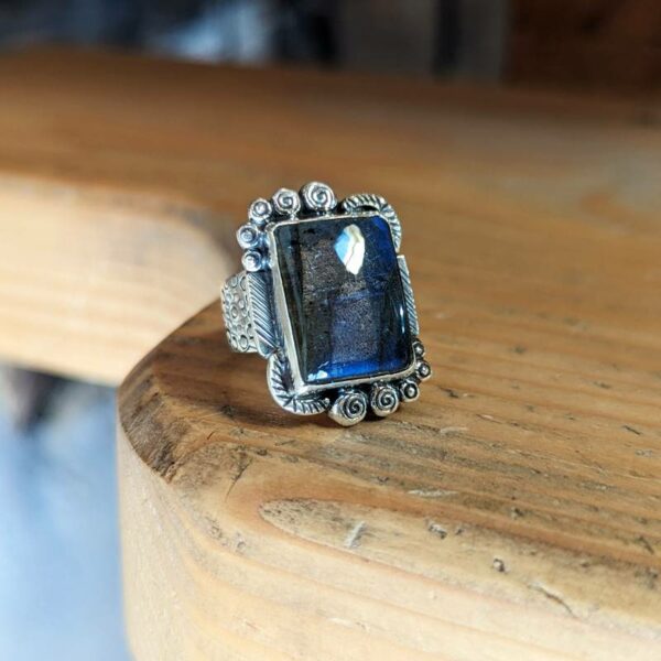 Bague labradorite bohème