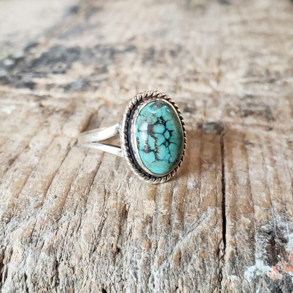 Bague en turquoise naturelle