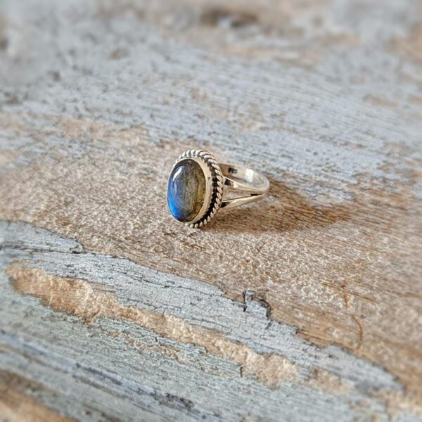 Bague labradorite cabochon