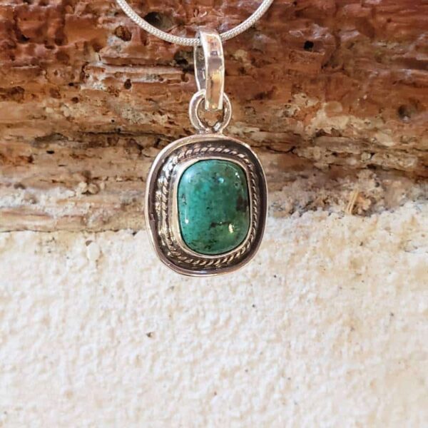 Pendentif en turquoise naturelle LHASSA