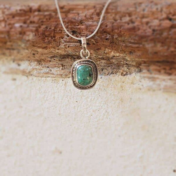 Pendentif en turquoise naturelle LHASSA