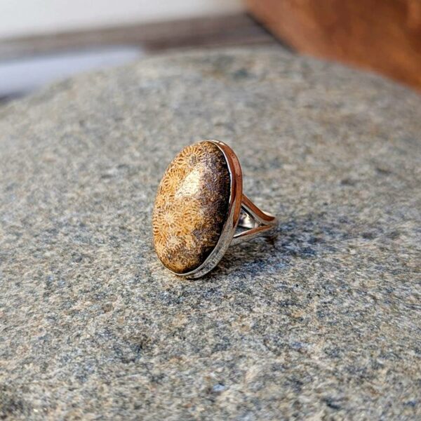 Bague corail fossile argent