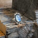 Bague pierre de lune véritable BAROQUE