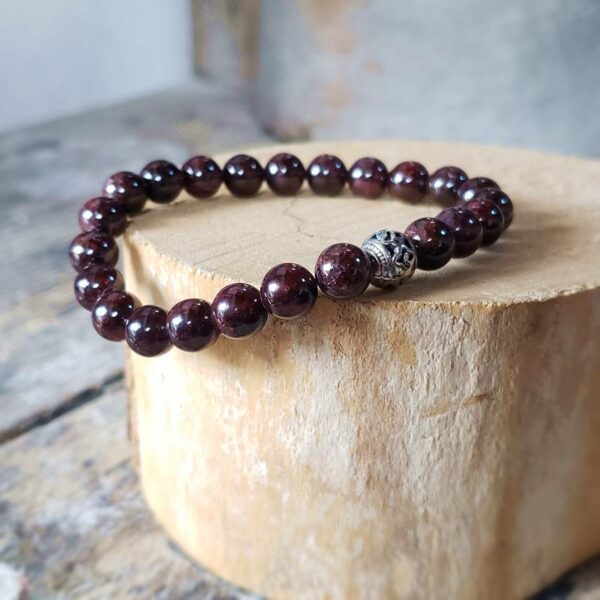 Bracelet en pierres naturelles grenat