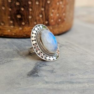 Grosse bague en pierre de lune argent