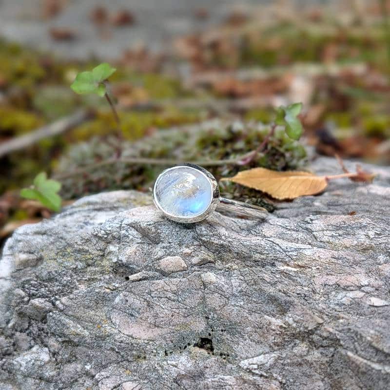 Bague de créateur en pierre de lune Bague de créateur en pierre de lune