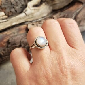 Bague ethnique pierre de lune argent PASTILLE
