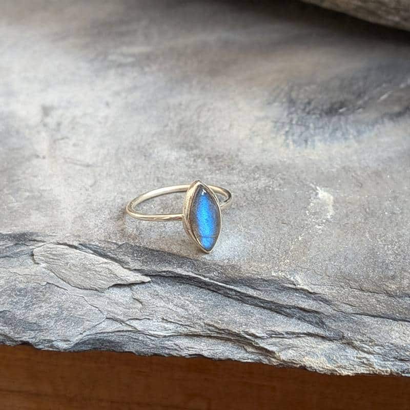 マーキス シルバー＆ラブラドライトリング - ハンドメイド作品