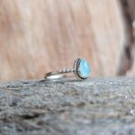 Bague fine calcédoine argent perlé