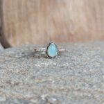 Bague fine calcédoine argent perlé